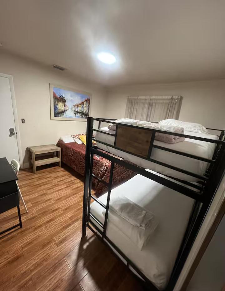 Hospedagem domiciliar Private Inside Shared - Monthly - Vida Miami